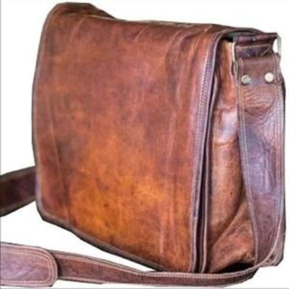 🎉HP🎉NEW Extra Large Vintage Leather Messenger/Crossbody Bag​ - Picture 10 of 13